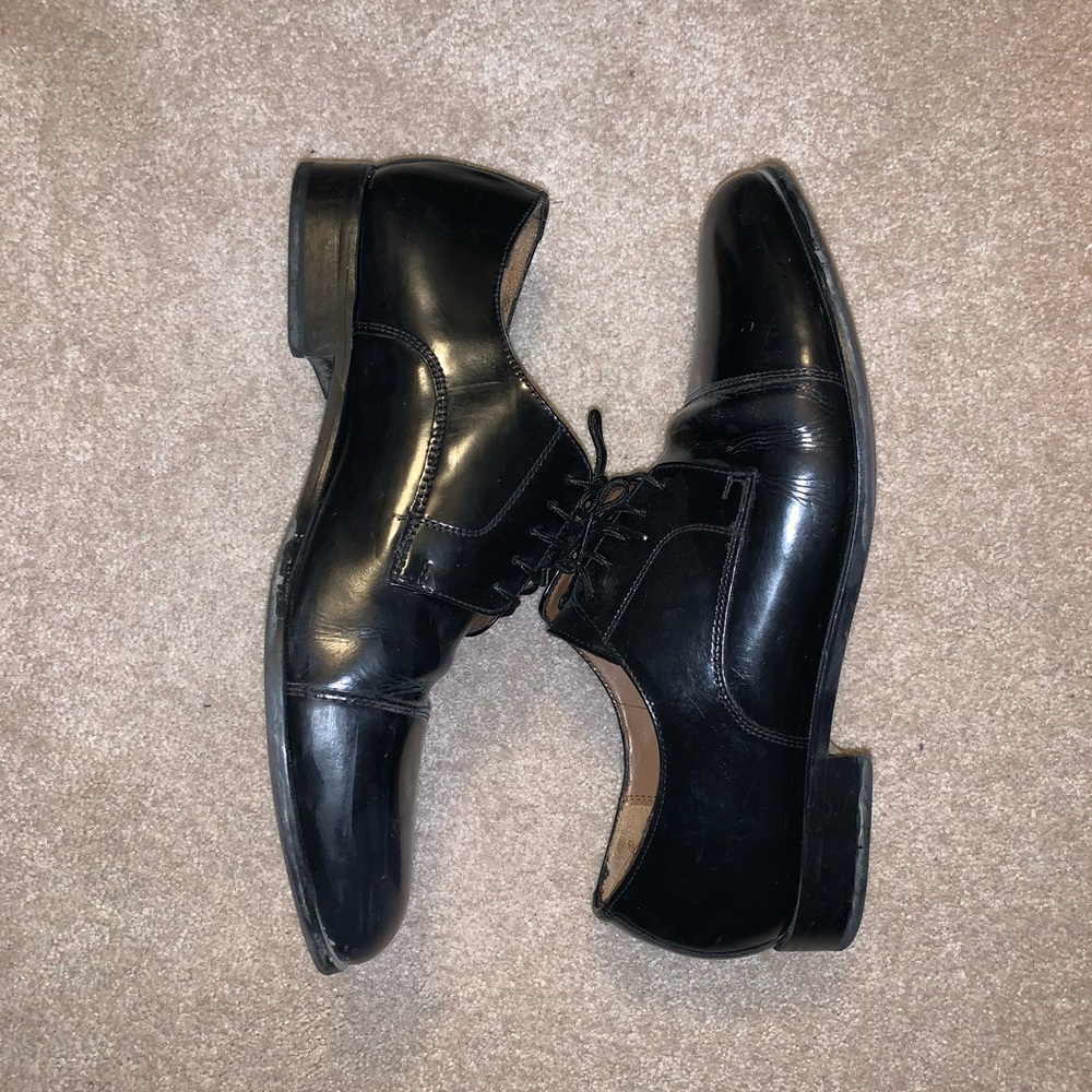 Men’s Florsheim cap toe black dress shoes sz 11